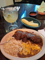 Mole Con Pollo Plate